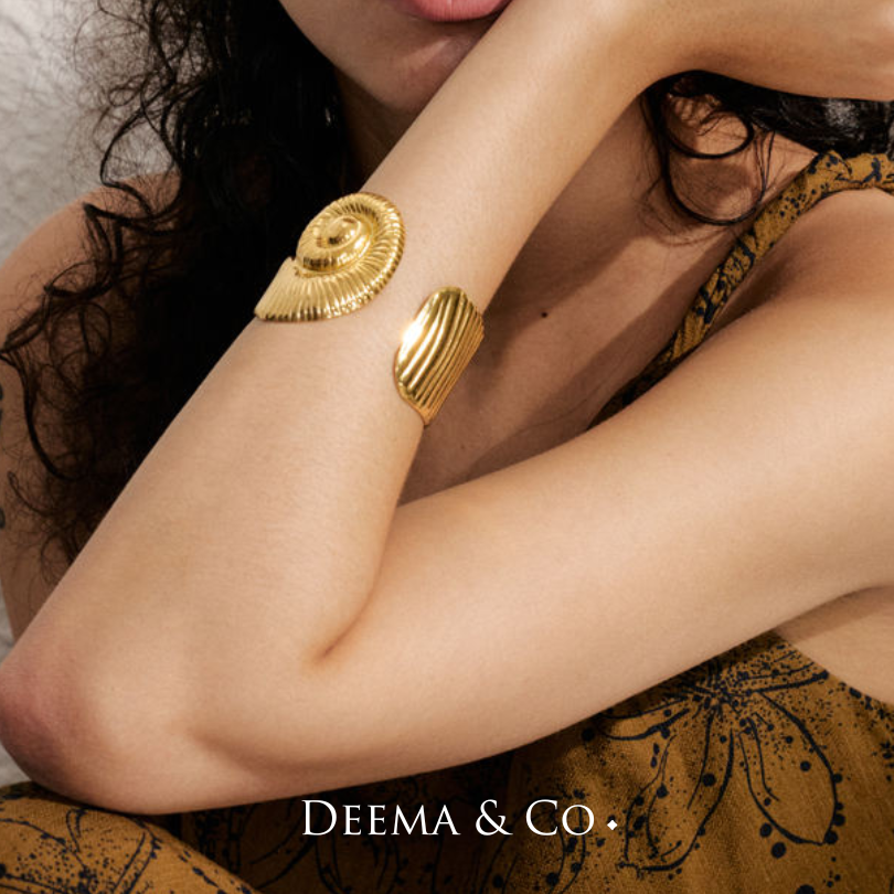 Derya Nautilus Statement Bangle - Model